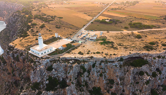 Vista aérea del Faro de la Mola en Formentera